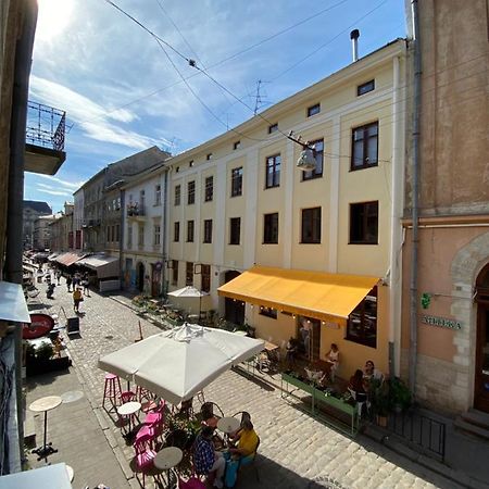 Homelike Apartment Lviv Exterior photo