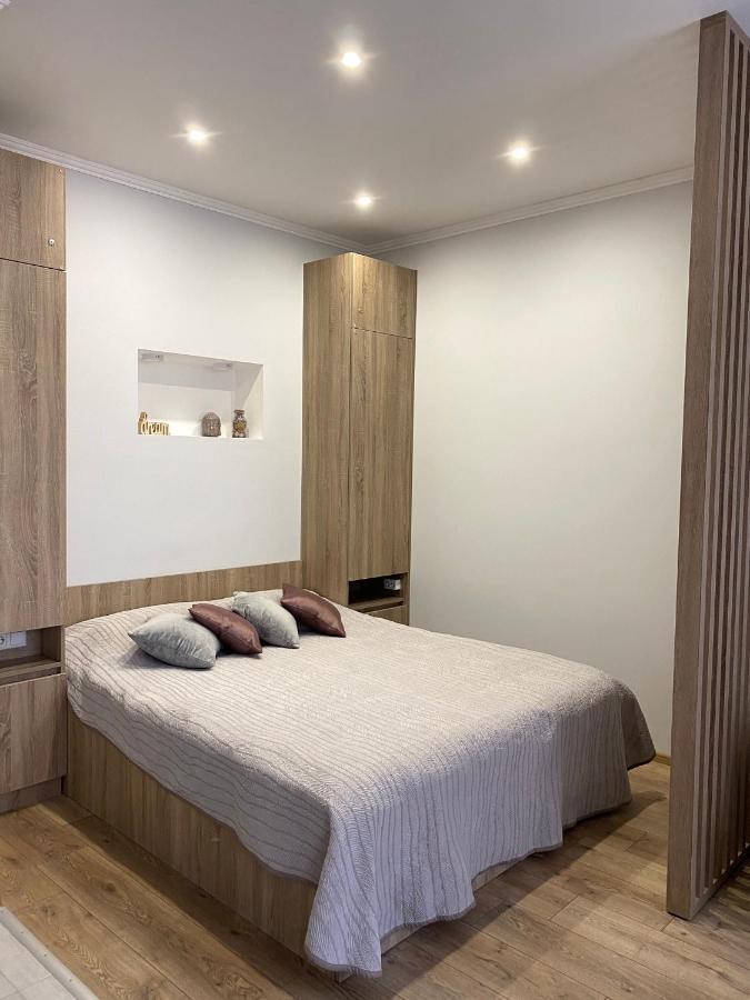 Homelike Apartment Lviv Exterior photo